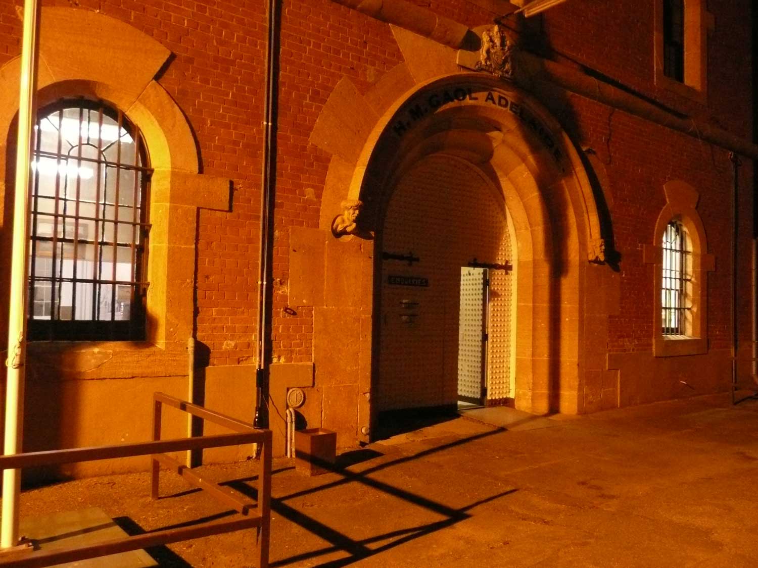 old adelaide gaol tours